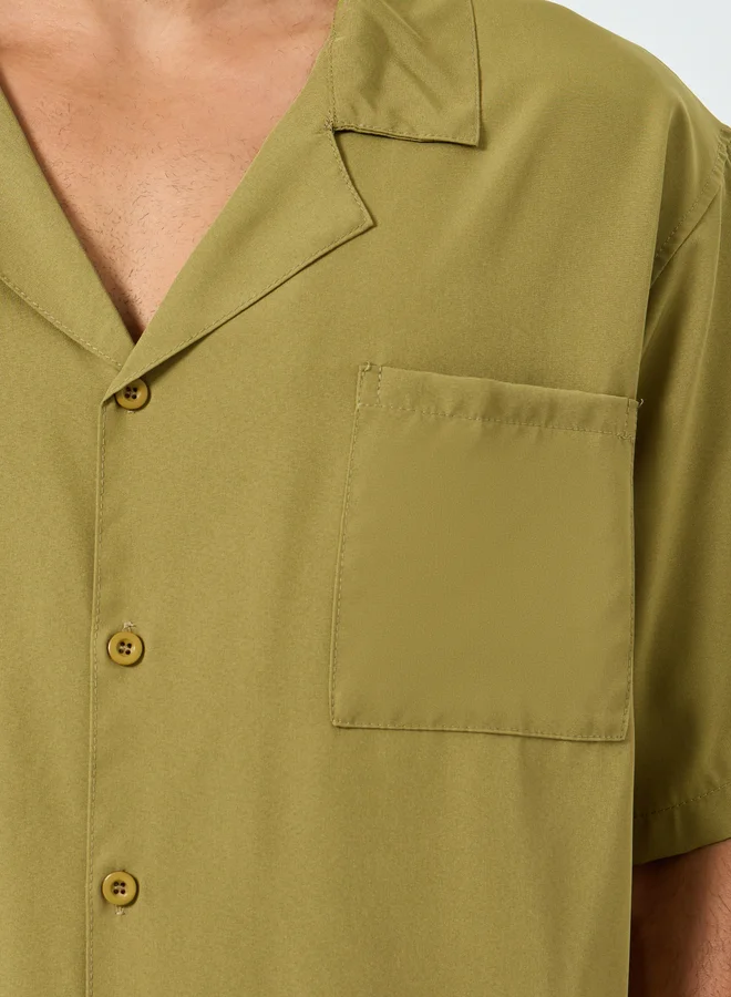 تايك تو Men Solid Pocket Detail Shirt and Shorts Co-Ords